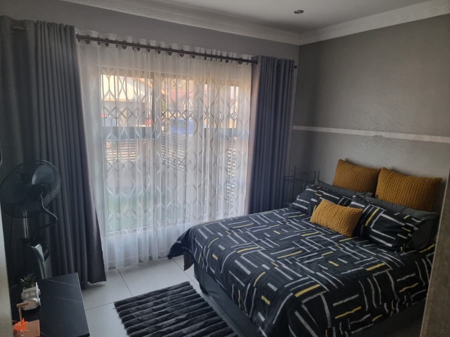 4 Bedroom Property for Sale in Rustenburg Central North West